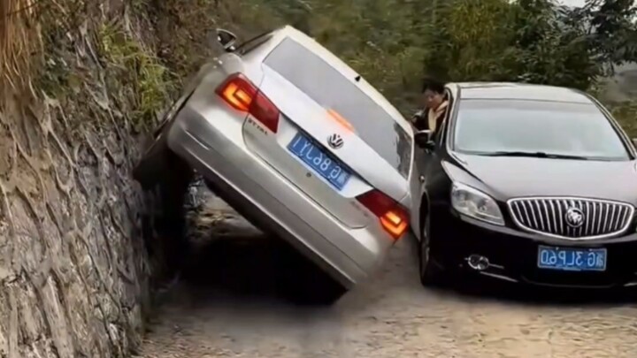 مساران في كلا الاتجاهين، تم إدراجه في ملاحة Gaode! 🤣