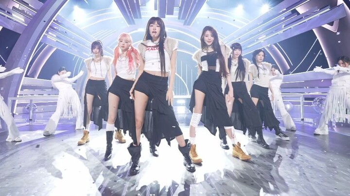 IVE’s latest comeback track BLACKHOLE: One-Take Performance