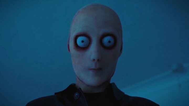If you happen to run into a man who looks like Ultraman, definitely don’t make eye contact with him.