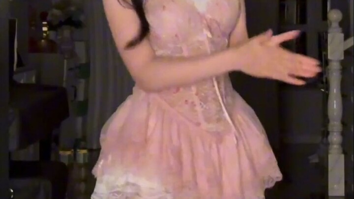 ⚡ ما هو "هزاز جيا تونغ"؟ في غضون أيام قليلة فقط، حقق مليارات المشاهدات. جيونغ جيونغ جيا، جيونغ جيا ج