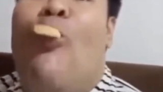 ปากนี้ใหญ่เกินไป