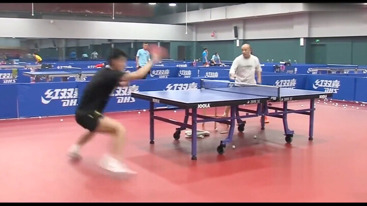 Left Coach Qin behind completely baffled.