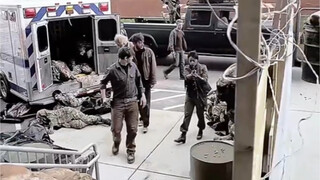 Bitten by zombies eight times, I've become the zombie king!