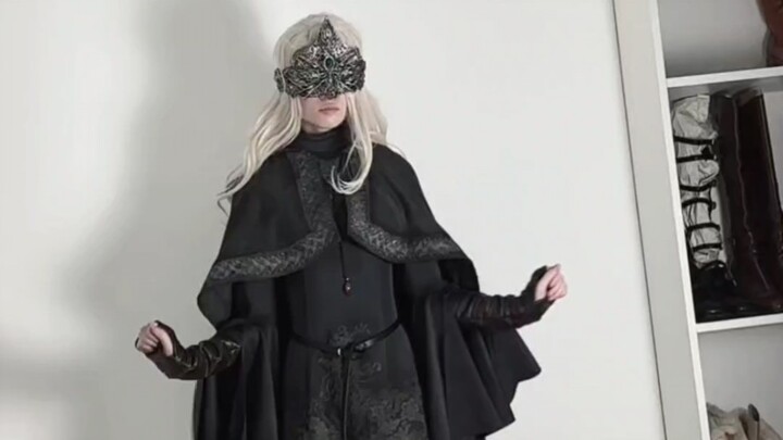 Cosplay nhân vật nữ của hãng FS bởi @norafawn