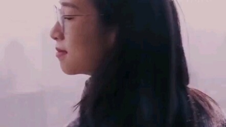 كيف استطاعت أن تتحول من طالبة فاشلة إلى دكتورة في هارفارد وتصبح "إلهة"؟