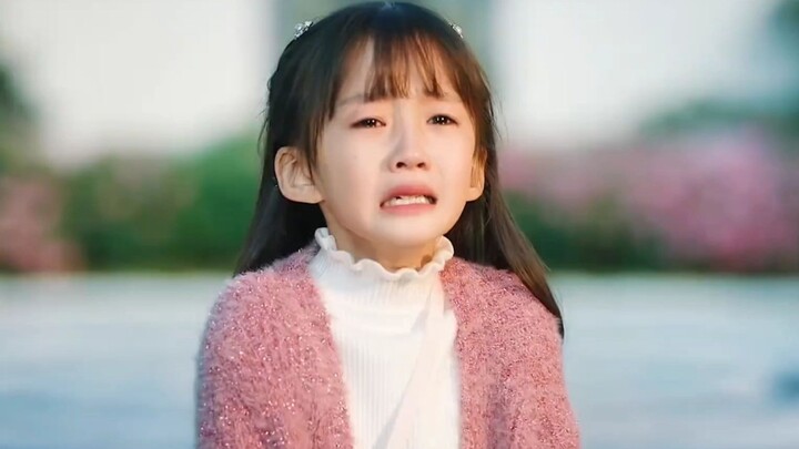 What does a cute and fierce girl look like when she grows up?