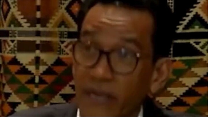 "Tersangka kasus tudingan ijazah palsu Presiden ke-7 Joko Widodo (Jokowi) Roy Suryo dan Tifauzia Tya