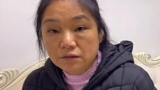 Ketika ibu saya melihat nenek saya berubah menjadi "gadis rock", dia langsung hancur saat itu juga.