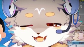 【Read comments】My dad secretly wears my high heels...! ?