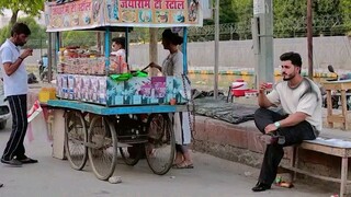 ek garib Banda ne Kitna madad karta hai