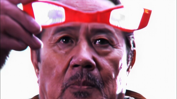 "Vào lúc này, Tề thiếu gia vẫn đang cưỡi ngựa tới đây."