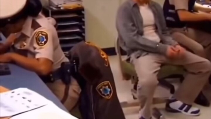 Kudengar kamu jagoan penyelamat diri?