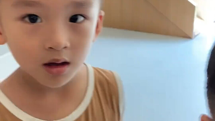 Bố mẹ bạn bao nhiêu tuổi?