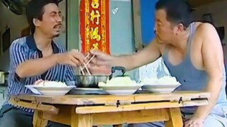 Fan Ming dan rekan kerjanya makan shabu-shabu daging kambing di restoran, keduanya hanya mengeluarka