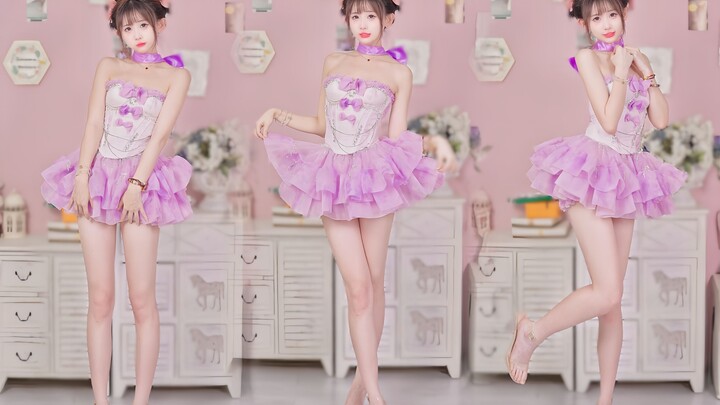 ส้นสูงใสๆ ทรงสวย เป๊ะปัง!