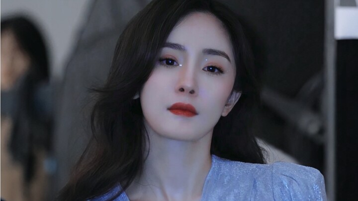 Trời ạ… hóa ra mọi chuyện đều có dấu vết, cô ấy giờ đây đã không còn là cô bé ngây thơ ngày nào nữa!