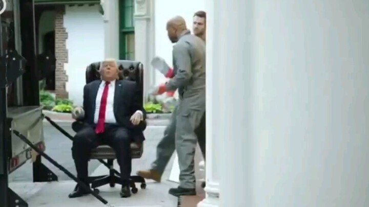 [MAD]Jika Donald Trump dipaksa keluar dari Gedung Putih