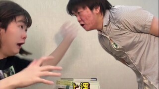 这个睡姿在课间直接睡死