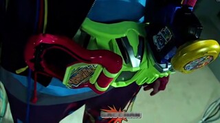 Đồ chơi hết pin rồi à? Sự biến hình của Kamen Rider thất bại!