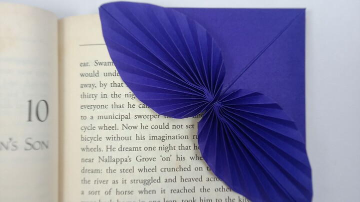 This Is the Biggest Bookmark I’ve Ever Made! 🍃