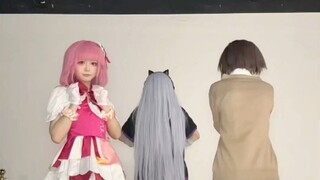 After watching the movie, let's go pay up!