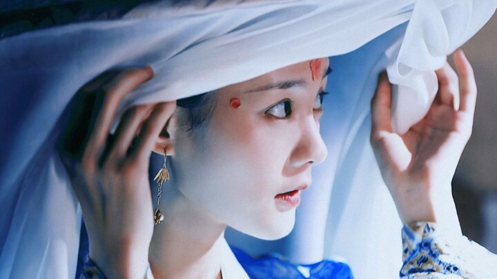 "Lần casting này là một thành công cho cả điện ảnh và truyền hình! Cả hai bộ phim này chỉ đơn giản l
