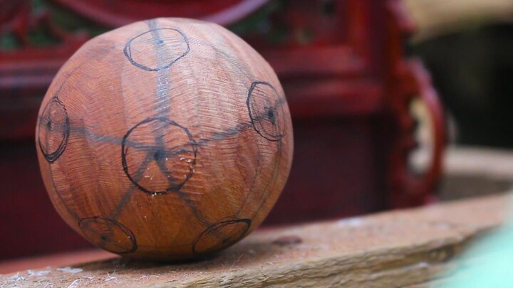 Làm "quả cầu ngà voi" Trung Hoa 3 lớp đơn giản bằng gỗ