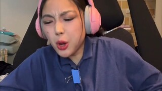 "Dia yang mengangkat orang lain akan mendapatkan pahala"