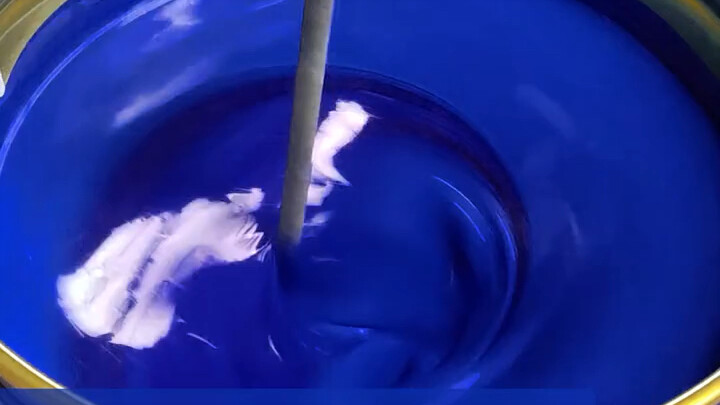 สีน้ำเงินที่บริสุทธิ์ที่สุด – สีน้ำเงินไคลน์