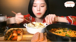 Cơm trứng nước tương, mì cay thịt hộp 4 #amthuc