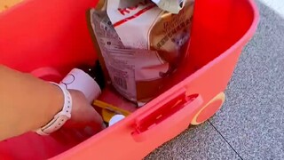 Izinkan saya menunjukkan kepada Anda bagaimana kehidupan sehari-hari seorang petugas sekop di musim 