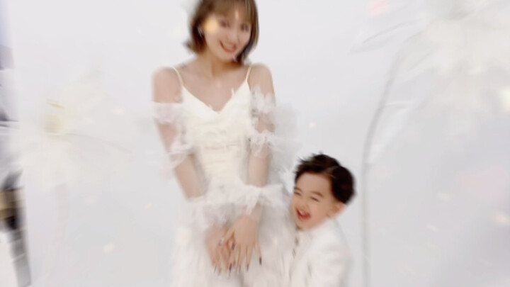 Such a rare family photo—y’all are my whole world!