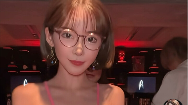 TikTok của hai giáo viên Nhật Bản