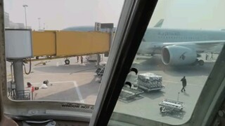 原来飞机能开窗户的