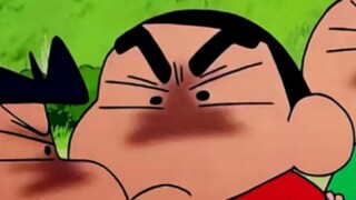 If Kazama doesn't let go, it's Shin-chan who lets go.