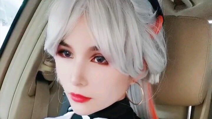 Bạn đi hội chợ anime đã gặp những chuyện kỳ quặc gì?