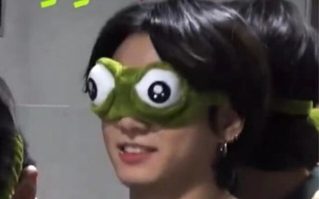 [Taehyung] | "The Confident Trendsetter"