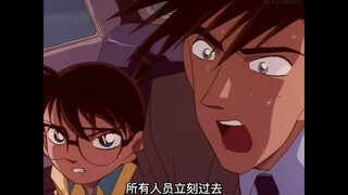 那一夜，街道上不再出现其他车辆。