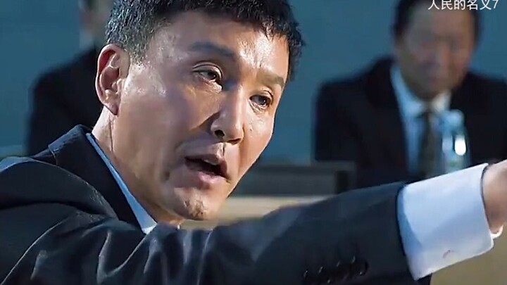 “Satu minggu? Aku kasih kamu trik ‘Peminjaman Panah dengan Perahu Jerami’!”