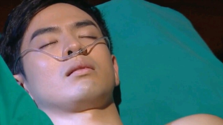 [Scissors] Phet was stabbed in the abdomen by a bamboo pole and fell into a coma