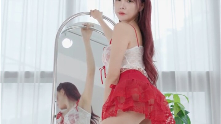 Red See-Through Skirt Dance | Minchae & Pocket Girls | Min Chae in a Red Tulle Skirt