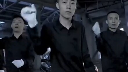 Xa tít trên bầu trời xanh.mp4