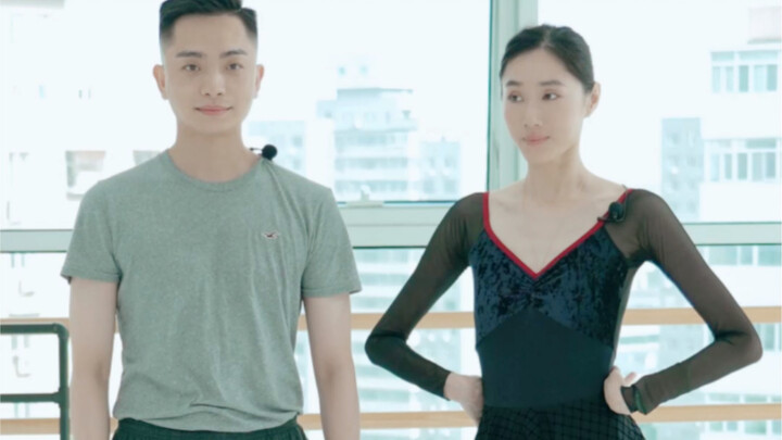 The difference between modern dance and ballet!