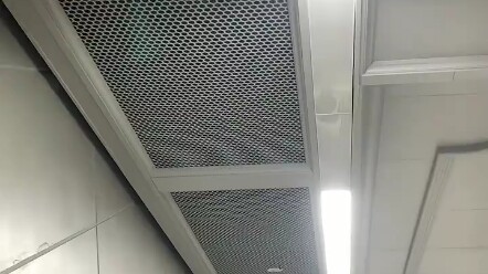 Lầu Hoàng Hạc ||| Tiếc là bạn không đến Vũ Hán nên chẳng biết Lầu Hoàng Hạc đẹp đến nhường nào.