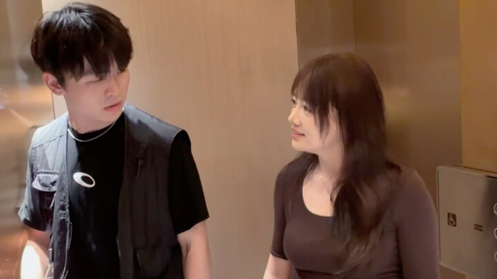 พออายุมากขึ้น การเข้าไปคุยกับคนอื่นก็ช่างน่าเศร้าใจ…