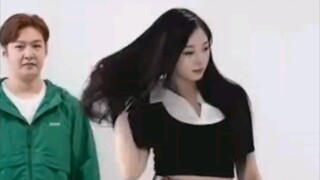 Uchinaga Eri Spicy Dance Challenge