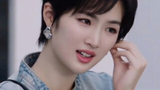 姚安娜都穿两三百的裙子，黄杨钿甜什么档次敢戴230w的耳环？