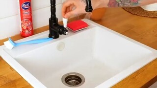 Clever Kitchen Hacks You Need To Know