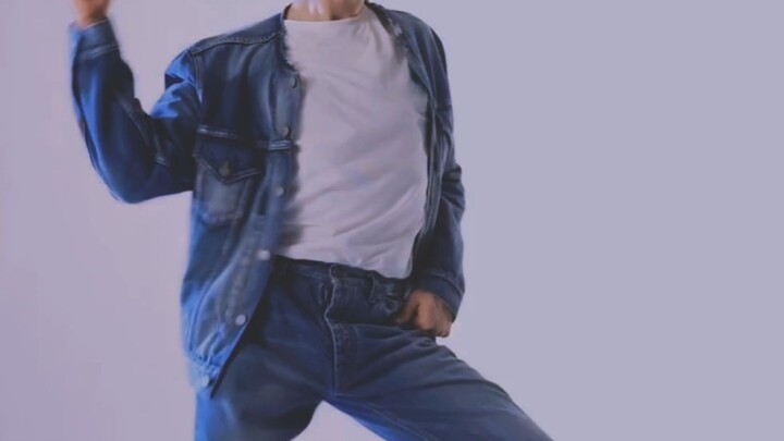 Let whoever wants to wear these pants wear them today—speechless. Stop overdoing it, I’m telling you