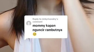 “Mommy kapan nguncir rambutnya 🥺”